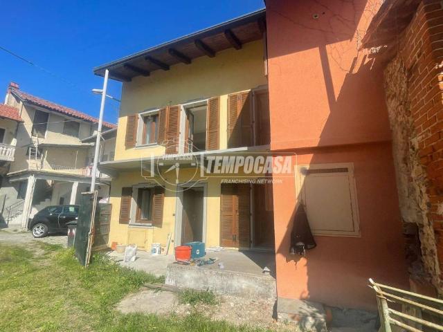 Casa indipendente in vendita a Trana TO
