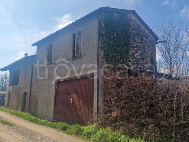 Casa indipendente in vendita a Travo