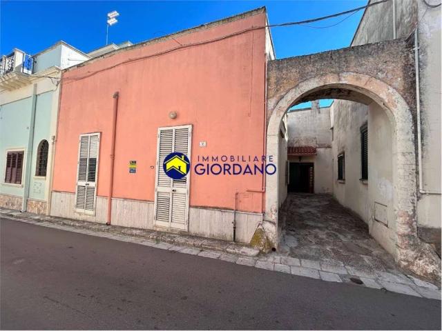 Casa indipendente in vendita a Trepuzzi LE