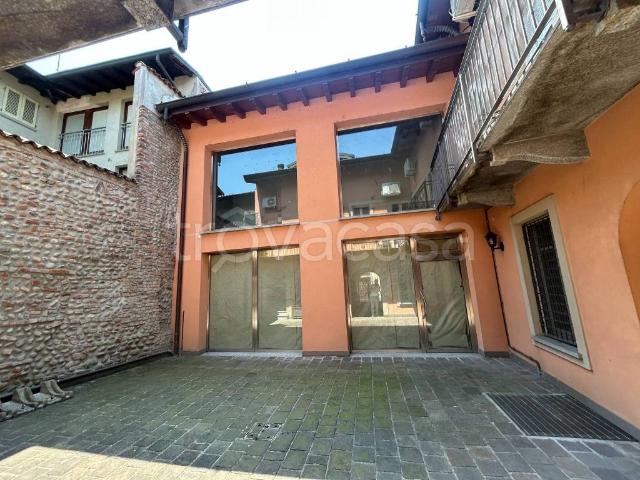 Casa indipendente in vendita a Treviglio via Roma, 26