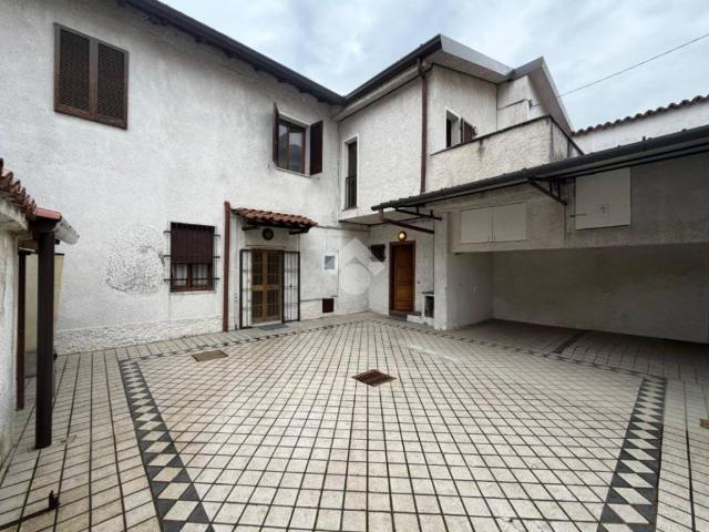 Casa indipendente in vendita a Trezzo sull'Adda MI