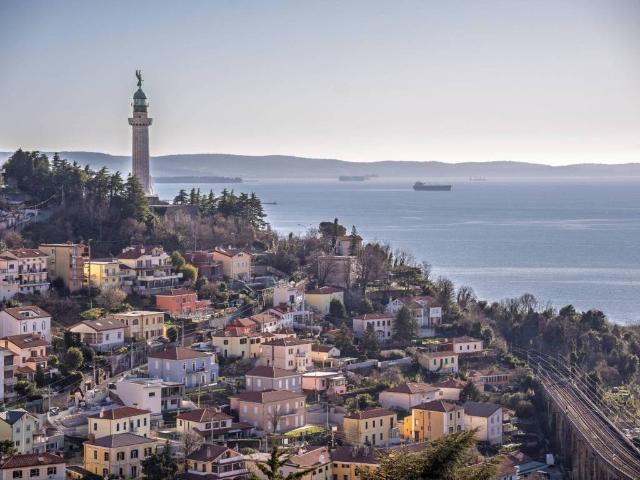 Casa indipendente in vendita a Trieste TS