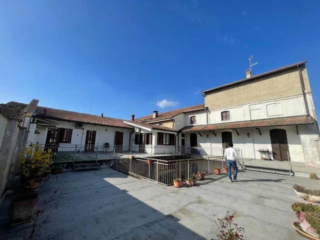Casa indipendente in vendita a Trino VC