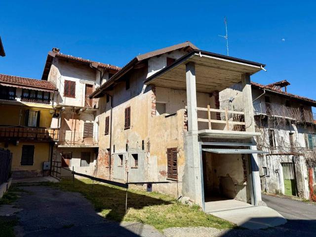 Casa indipendente in vendita a Trinità CN
