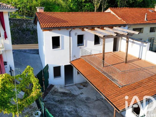 Casa indipendente in vendita a Trissino VI