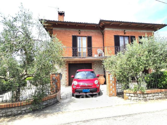 Casa indipendente in vendita a Tuoro sul Trasimeno
