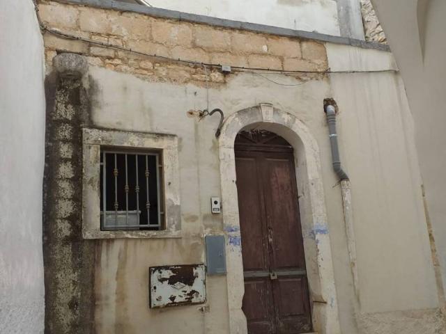 Casa indipendente in vendita a Turi BA