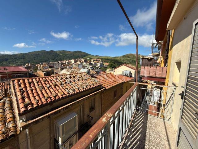 Casa indipendente in vendita a Tusa via Vento, 21