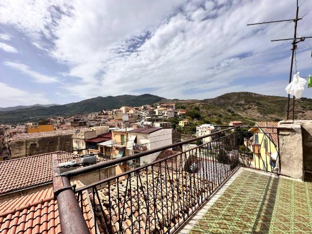 Casa indipendente in vendita a Tusa ME