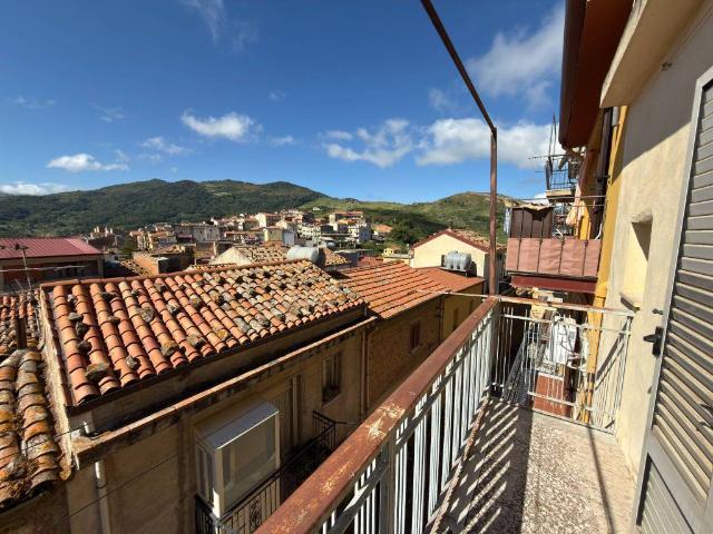 Casa indipendente in vendita a Tusa ME