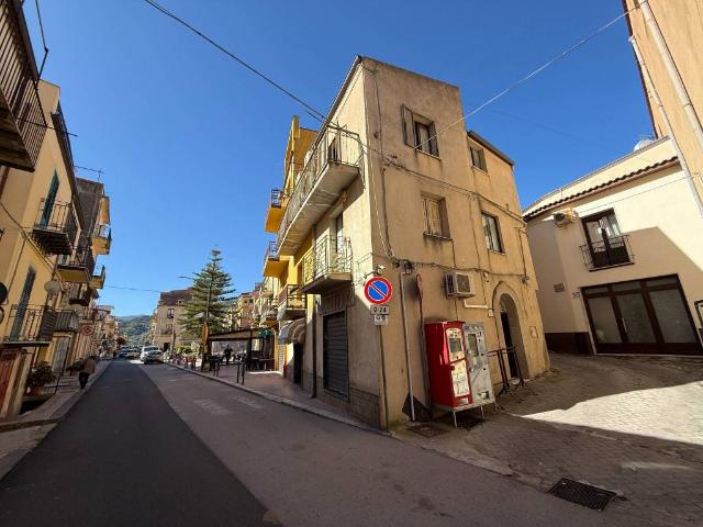 Appartamento in vendita a Tusa ME
