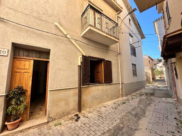 Casa indipendente in vendita a Tusa ME