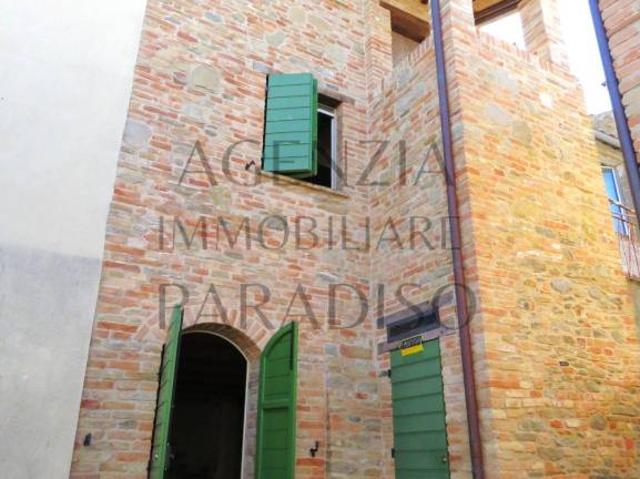 Casa indipendente in vendita a Urbino PU