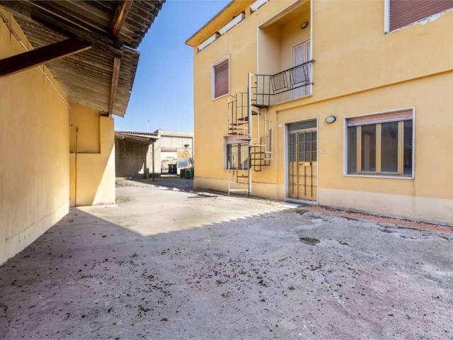Casa indipendente in vendita a Uta CA
