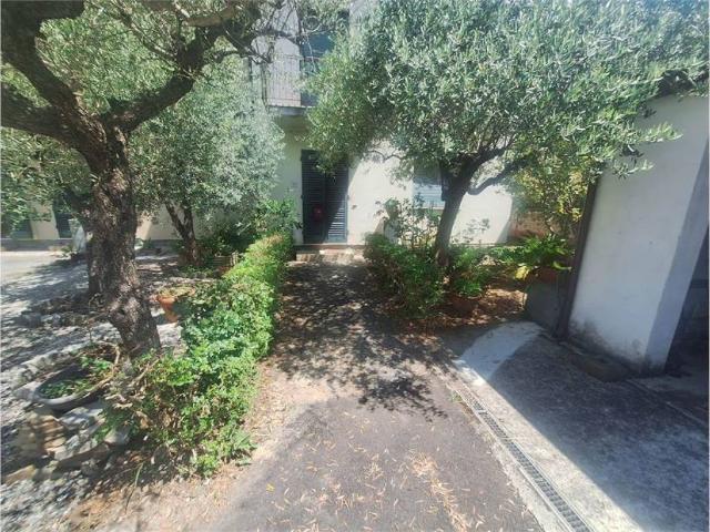 Casa indipendente in vendita a Uzzano PT