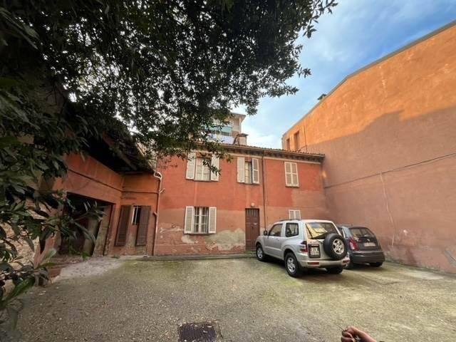 Casa indipendente in vendita a Voghera PV