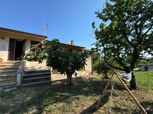 Casa indipendente in vendita a Vacri CH
