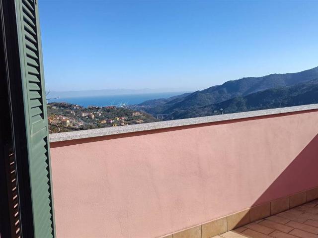 Casa indipendente in vendita a Vado Ligure SV