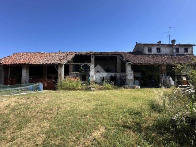 Casa indipendente in vendita a Vaiano Cremasco CR