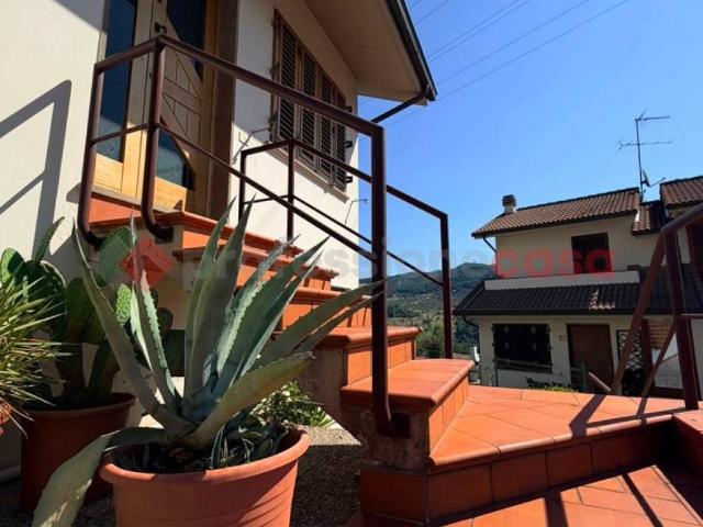 Casa indipendente in vendita a Vaiano PO