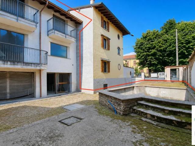 Casa indipendente in vendita a Vailate via Dante Alighieri