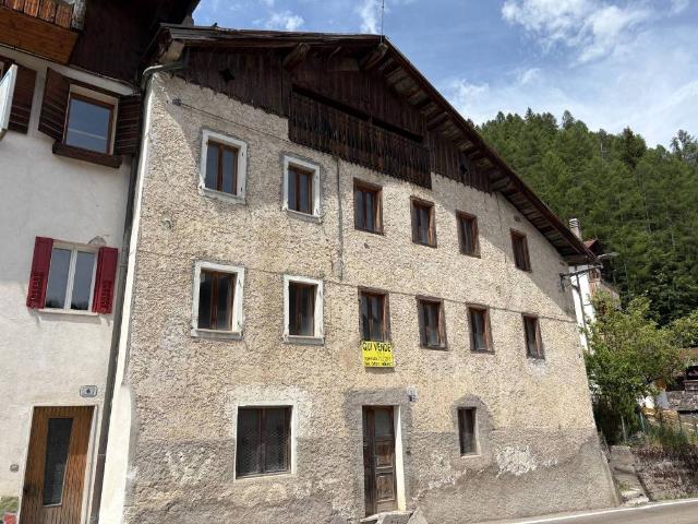 Casa indipendente in vendita a Val di Zoldo BL
