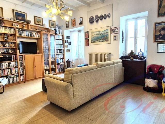 Casa indipendente in vendita a Valgreghentino LC