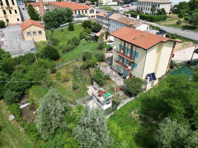 Casa indipendente in vendita a Valdobbiadene TV