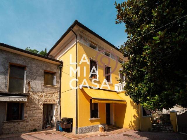 Casa indipendente in vendita a Valdobbiadene TV