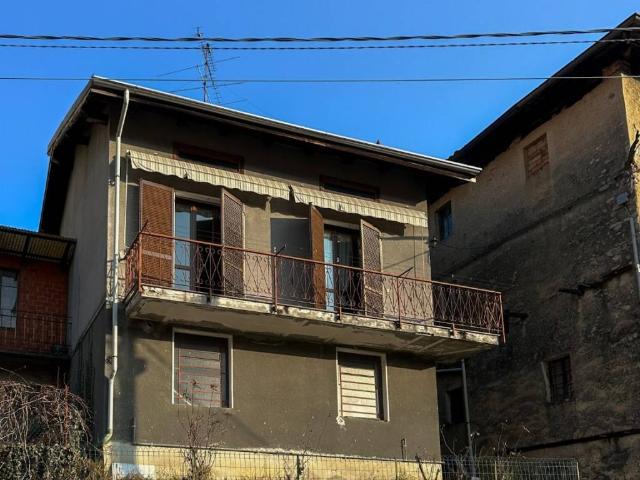 Casa indipendente in vendita a Valdilana BI