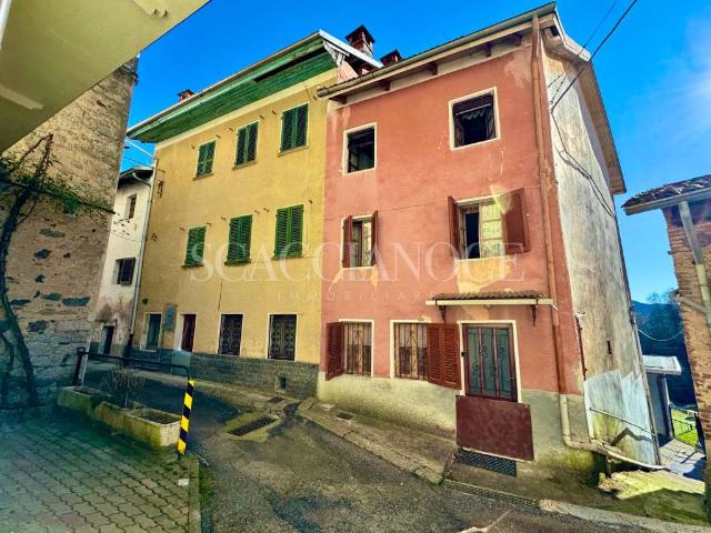 Casa indipendente in vendita a Valdilana BI