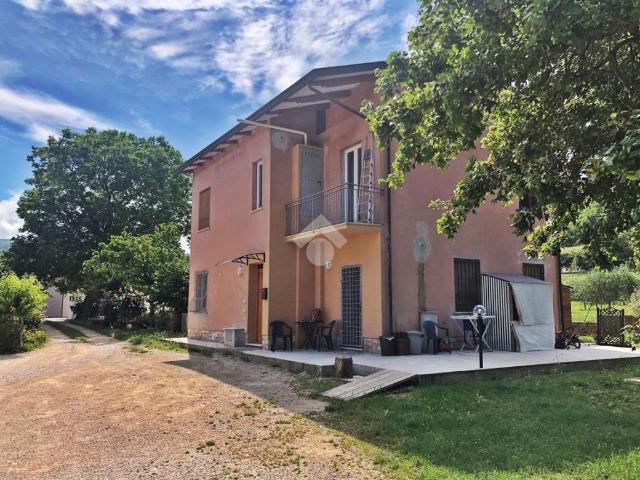 Casa indipendente in vendita a Valfabbrica PG