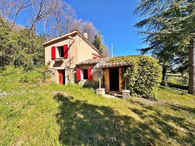 Casa indipendente in vendita a Valfabbrica PG