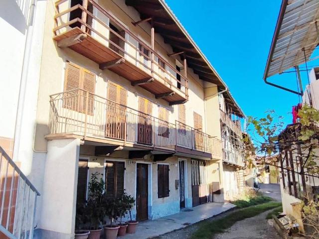 Casa indipendente in vendita a Vallo Torinese TO