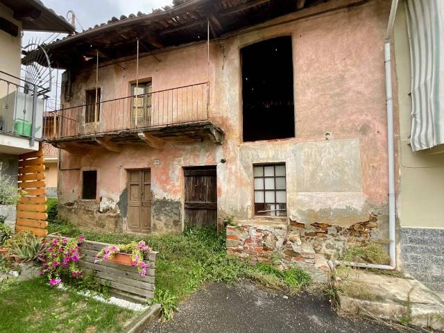 Casa indipendente in vendita a Vallo Torinese TO