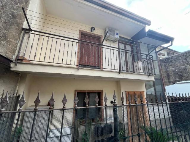 Casa indipendente in vendita a Valle di Maddaloni CE