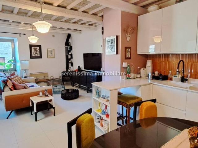 Casa indipendente in vendita a Vallefoglia PU