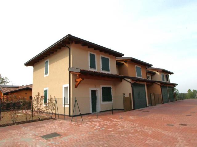 Casa indipendente in vendita a Valsamoggia BO