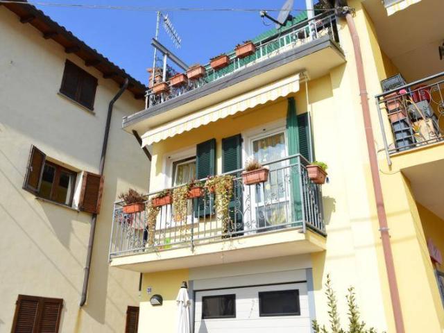 Casa indipendente in vendita a Varese VA