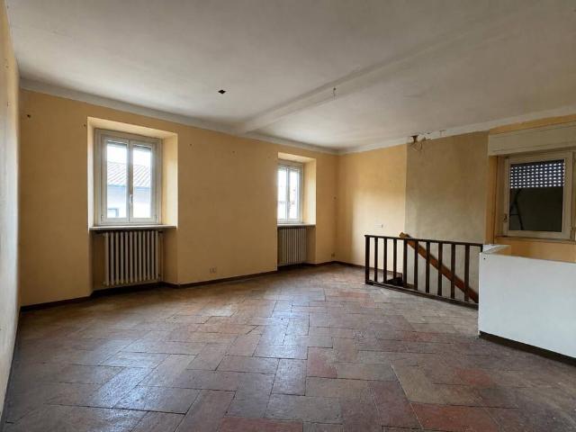 Casa indipendente in vendita a Varese VA