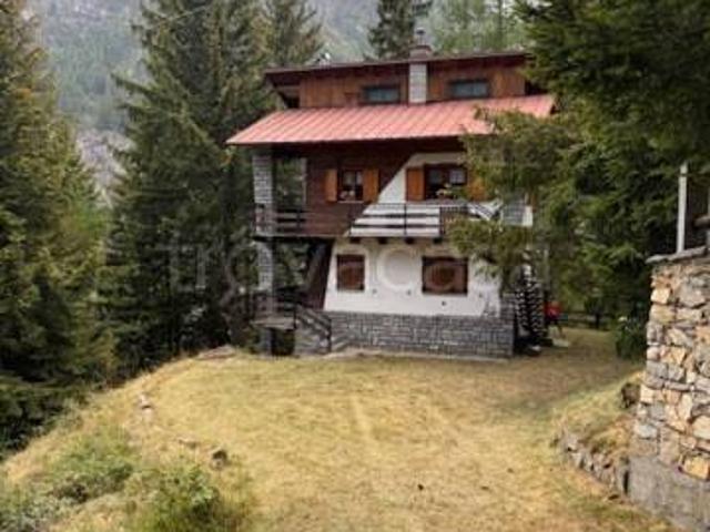 Casa indipendente in vendita a Varzo, San Domenico