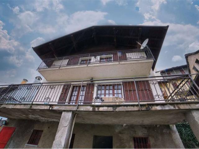 Casa indipendente in vendita a Varzo VB