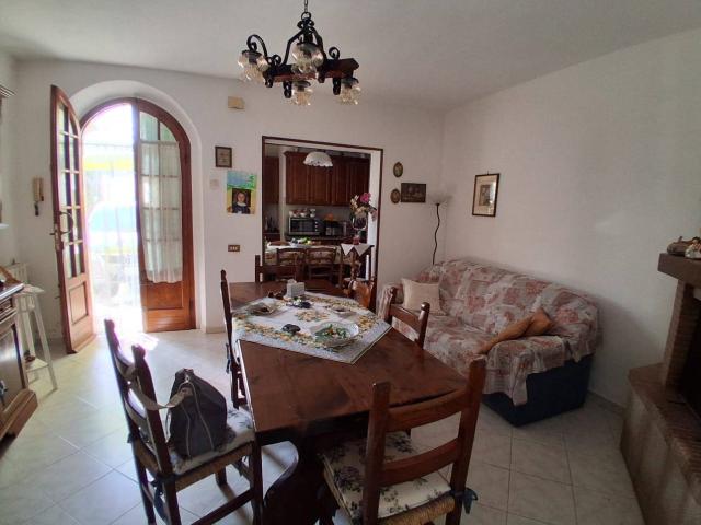 Casa indipendente in vendita a Vecchiano, Filettole
