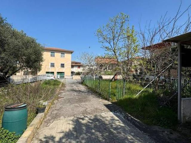 Casa indipendente in vendita a Vecchiano via del Serchio