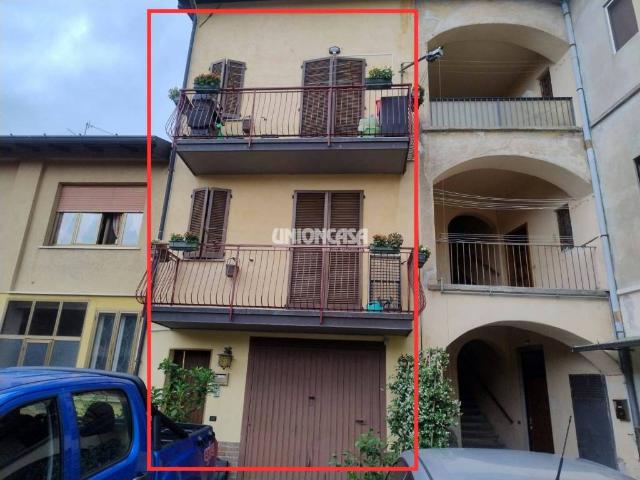 Casa indipendente in vendita a Vedano Olona VA