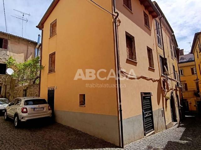 Casa indipendente in vendita a Velletri RM