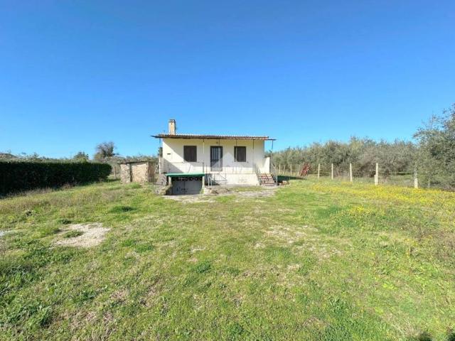 Casa indipendente in vendita a Velletri RM