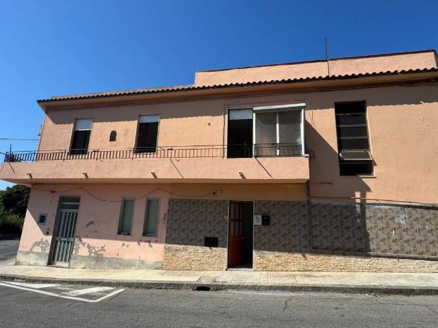 Casa indipendente in vendita a Venetico ME