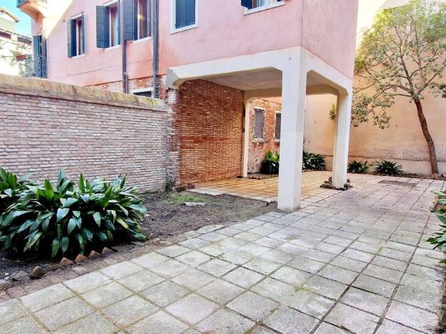Casa indipendente in vendita a Venezia VE
