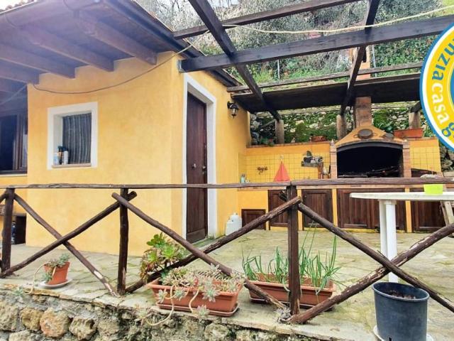 Casa indipendente in vendita a Ventimiglia